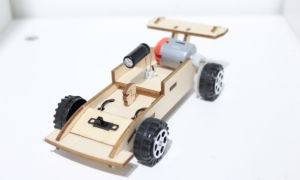 激光切割创意设计图丨F1电容车